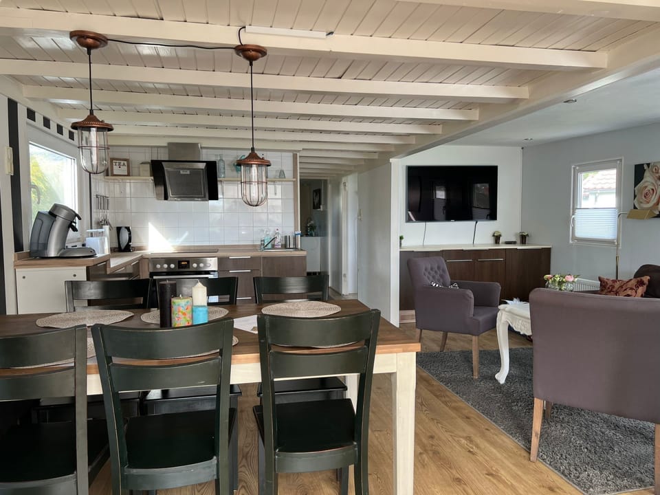 Charmantes Ferienhaus "Hilda" mit Terrasse Vacation rental in Flevoland, Netherlands