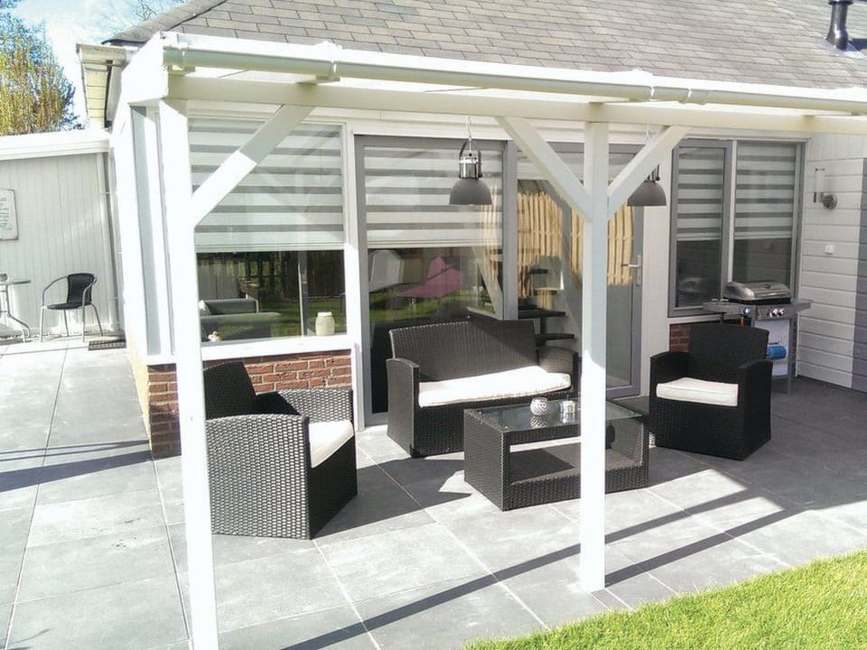 "Buurtweg213" mit Schwimmbad Vacation rental in Zeeland, Netherlands
