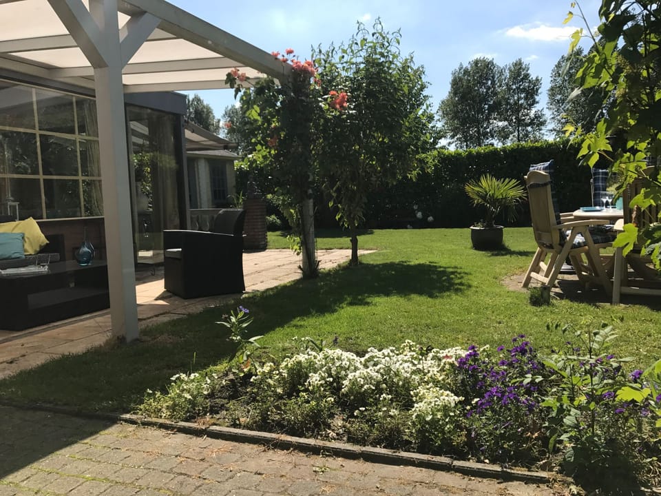 Seabreeze mit umzäuntem privatem Garten Vacation rental in Zeeland, Netherlands