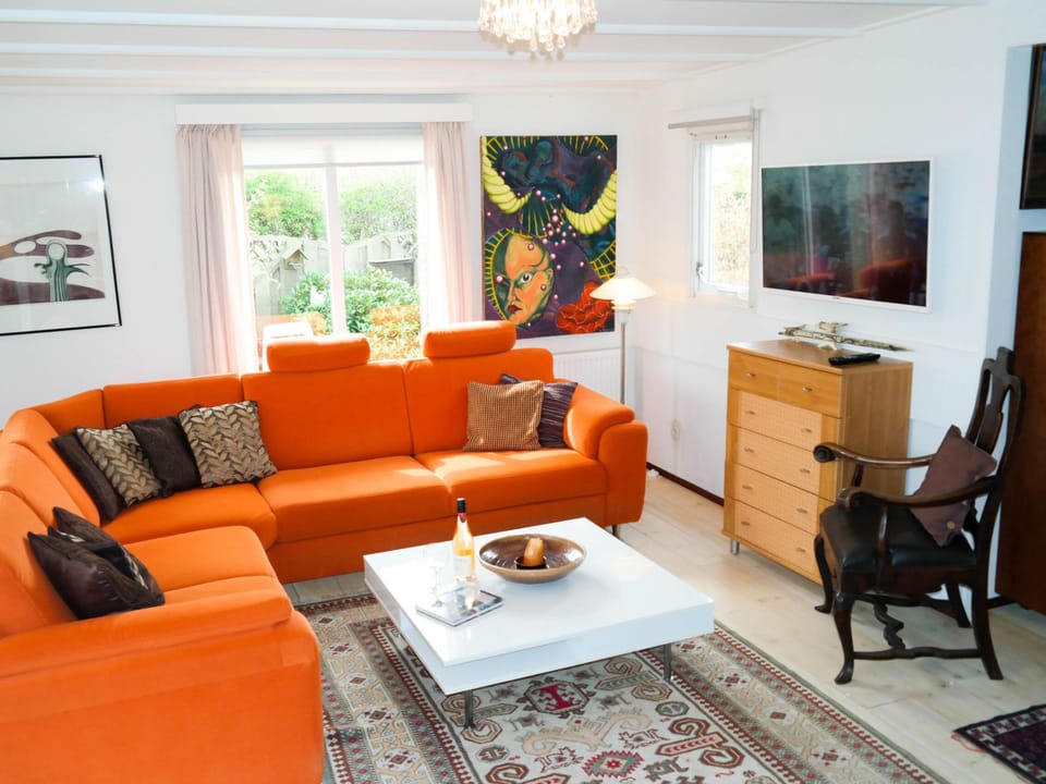 in Anjum mit Sauna, Garten und Terrasse Vacation rental in Anjum