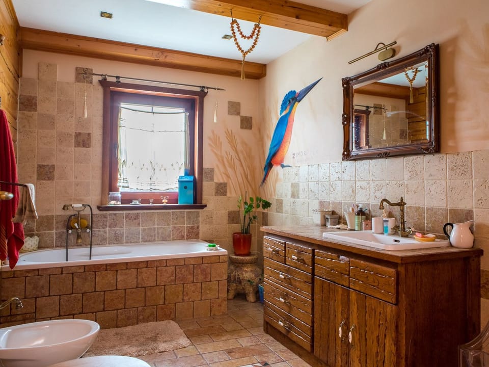 Bathroom / Wellness