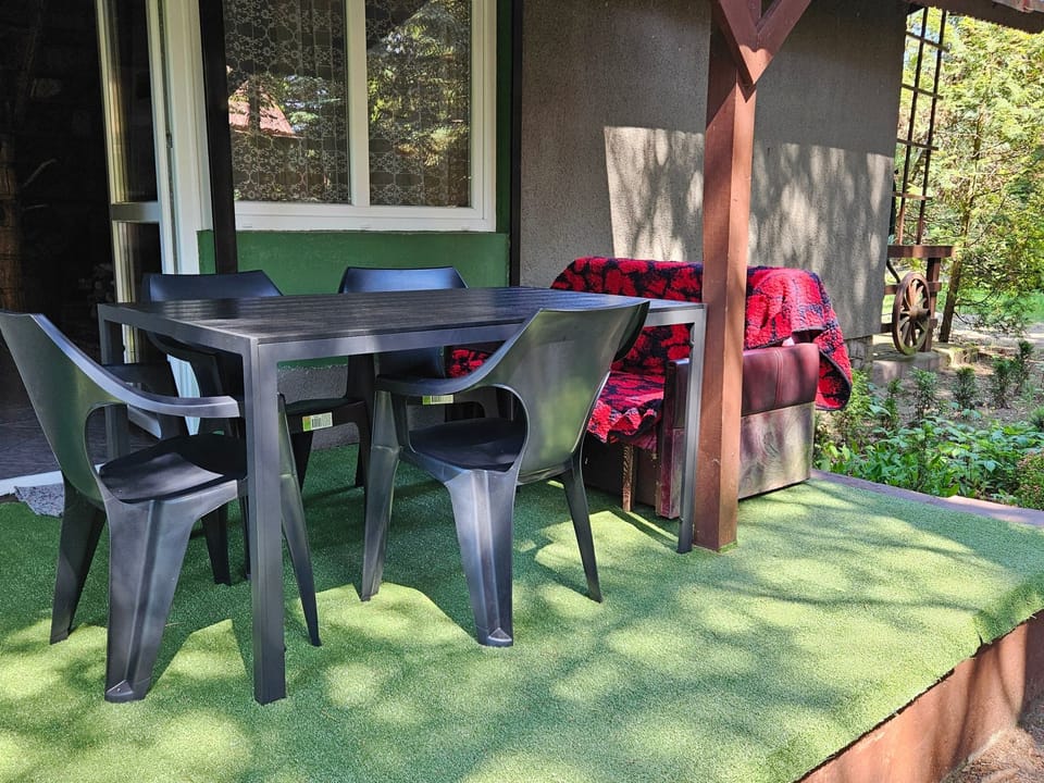Freistehendes Haus mit eingezäuntem Grundstück an einer Lagune Vacation rental in Masovian Voivodeship