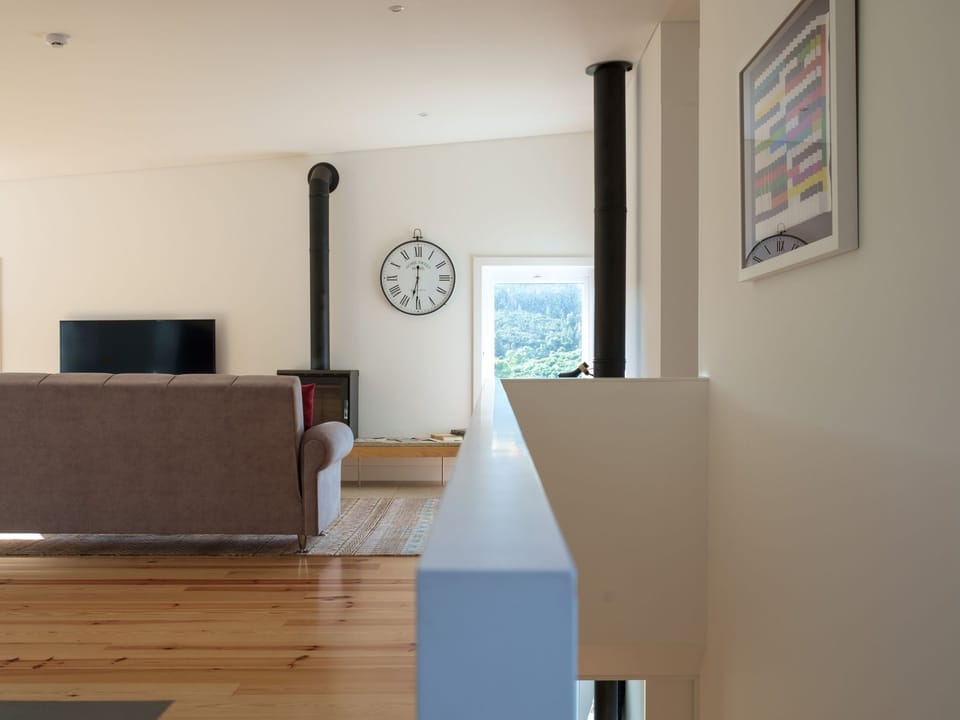 Haus in Vila Soeiro Do Chão mit privatem Parkplatz Vacation rental in Portugal