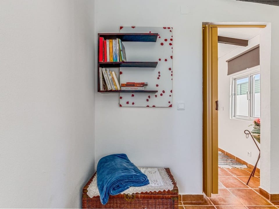 Die Welt des Mondes 1 Vacation rental in Setúbal, Portugal