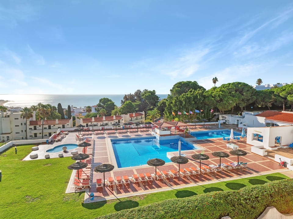 Studio-Apartment "Jardim" mit Gemeinschaftspool Apartment in Guia