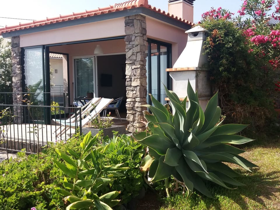 für 2 Personen ca. 55 m&sup2; in Estreito da Calheta, Madeira (Südküste von Mad Vacation rental in Madeira District