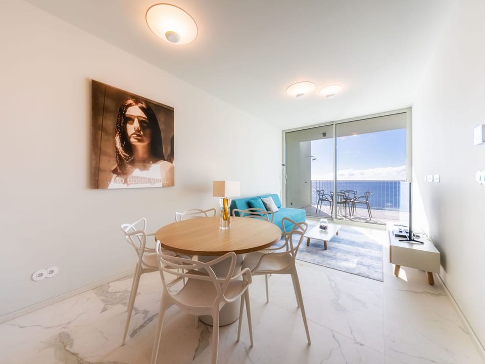 Barreirinha Front-Line Meerblick I Apartment in Funchal