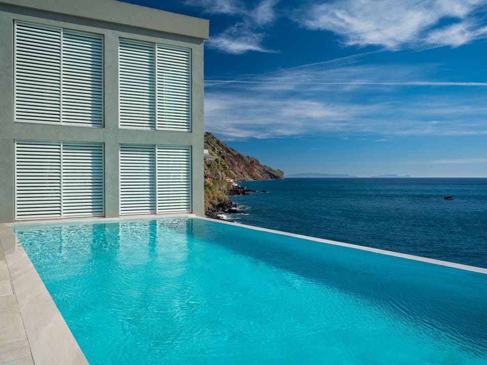 Barreirinha-Suite Apartment in Funchal