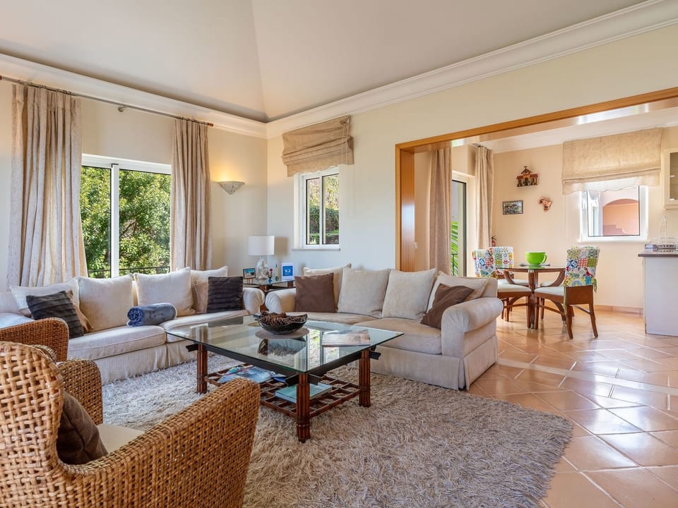 Elegante Ferienwohnung mit Gemeinschaftspool und Wellnessbereich Apartment in Madeira District