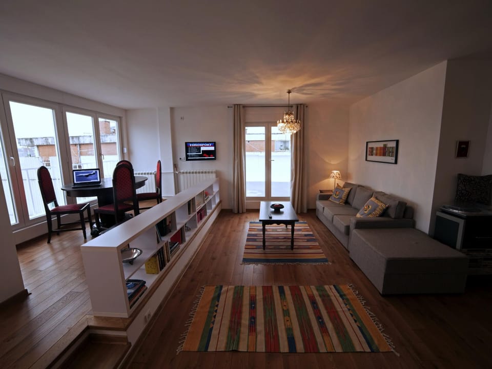 Penthousewohnung mit großer Terrasse in zentraler Lage Apartment in Belgrade