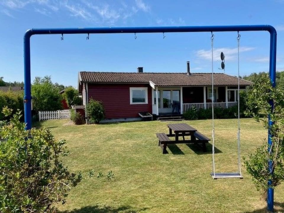 Ferienhaus am See  Müllebö 982797-2767806 Vacation rental in Västra Götaland County