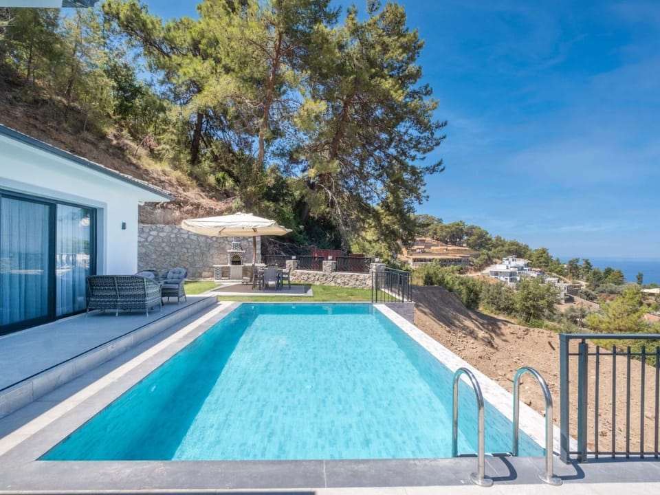 Villa mit Infinitypool in Fethiye Faralya Vacation rental in Muğla Province