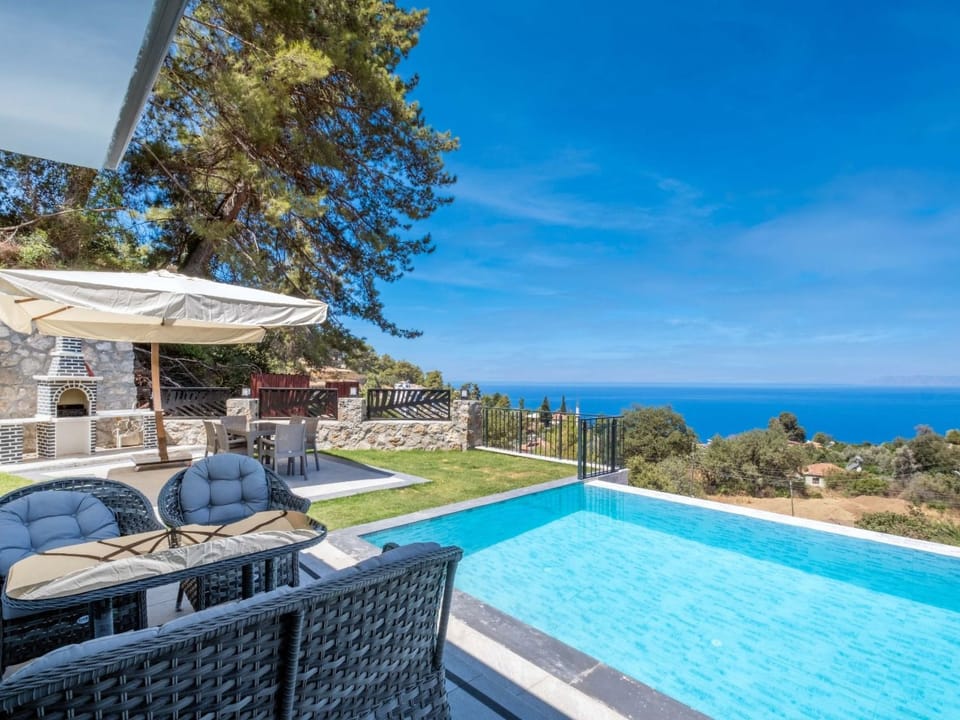 Villa mit Infinitypool in Fethiye Faralya Vacation rental in Muğla Province