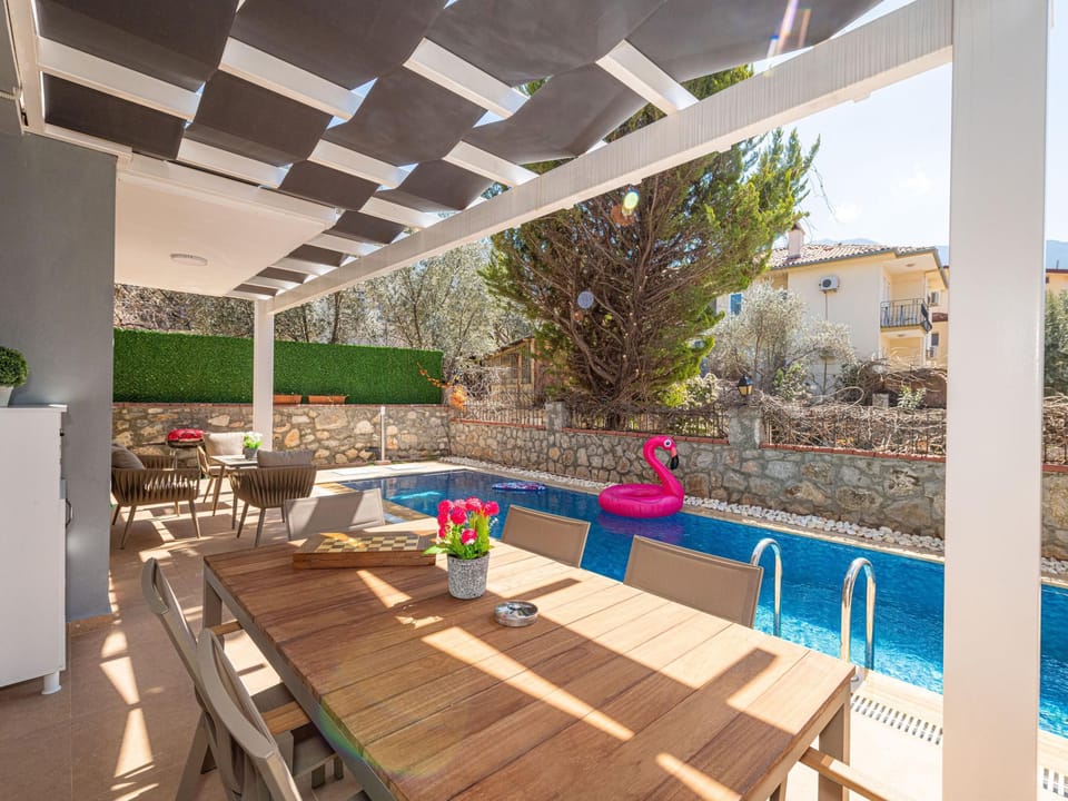 Große für Villa bis zu 9 Personen Vacation rental in Ölüdeniz