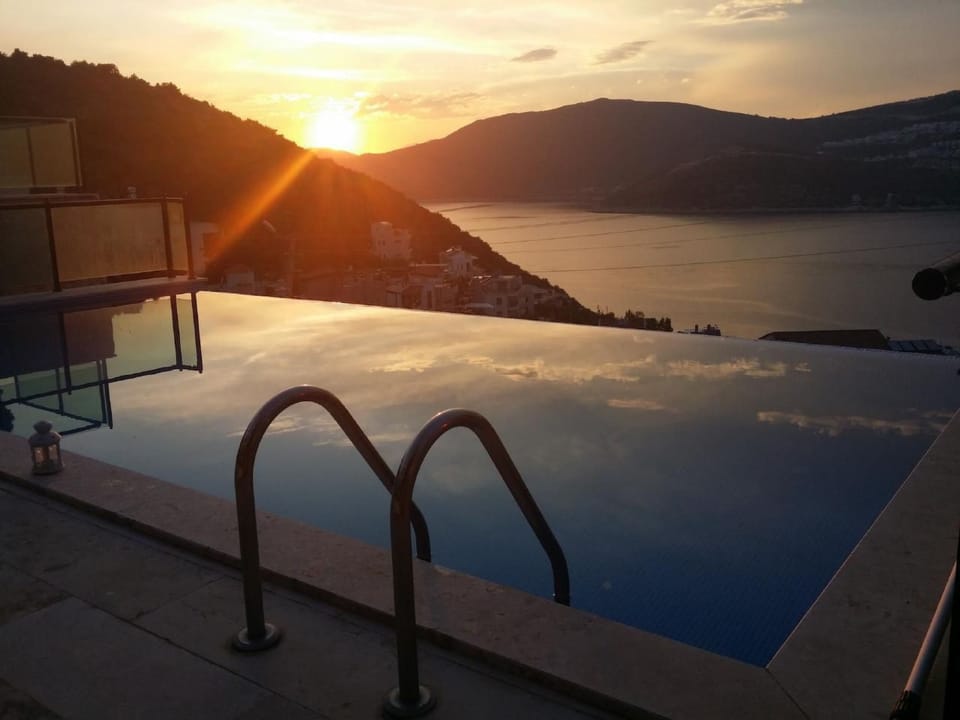 Luxuriöse Villa mit atemberaubendem Meerblick Vacation rental in Kalkan Belediyesi