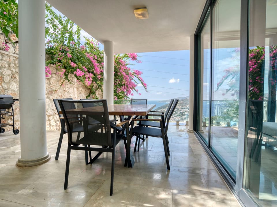 Villa Wan für 6 Personen mit herrlichem Meerblick Vacation rental in Kalkan Belediyesi