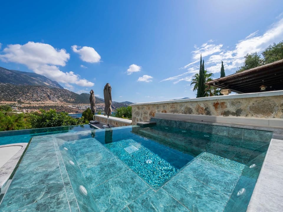 Villa Arden Ege mit Pool für 10 Personen Vacation rental in Kalkan Belediyesi