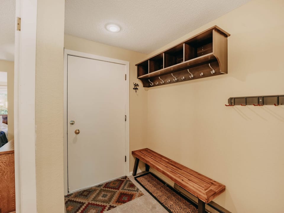 Zwei-Schlafzimmer-Eigentumswohnung für ein lusti Apartment in Glacier