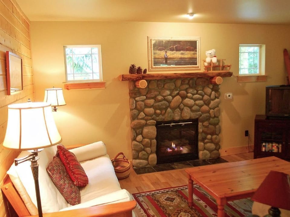 Hütte im Landhausstil mit Whirlpool und haustier Vacation rental in Washington