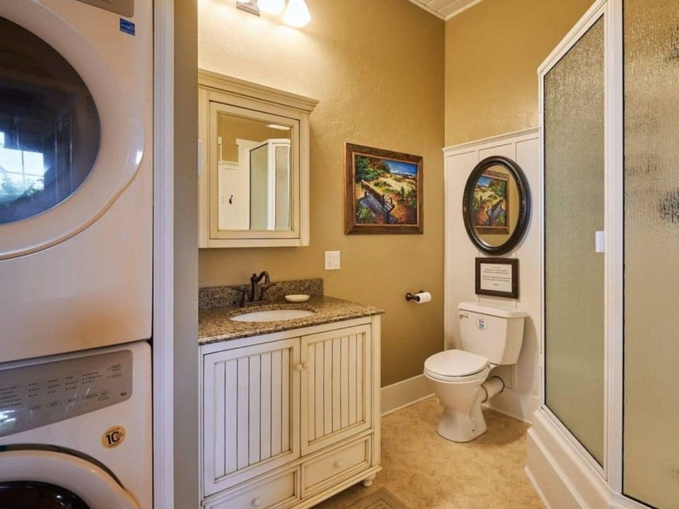 Bathroom / Wellness