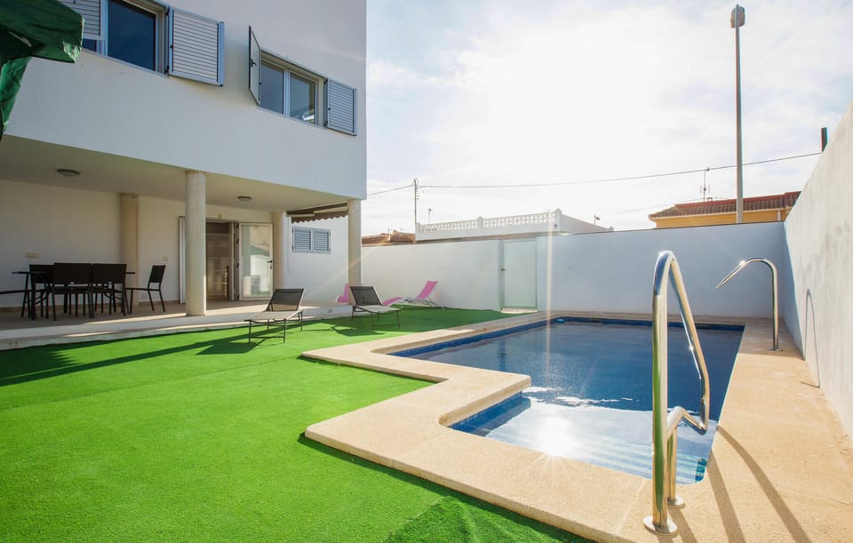 pool