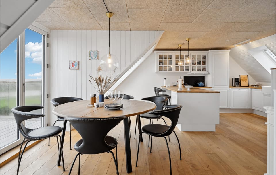 Awesome home in Otterup with jacuzzi House in Region of Southern Denmark