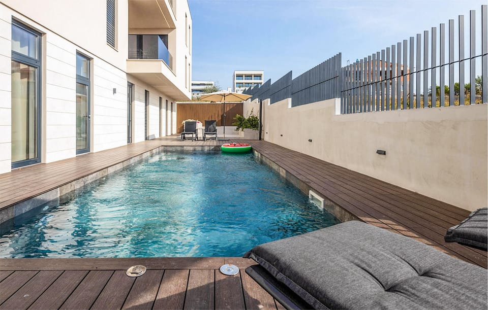 pool