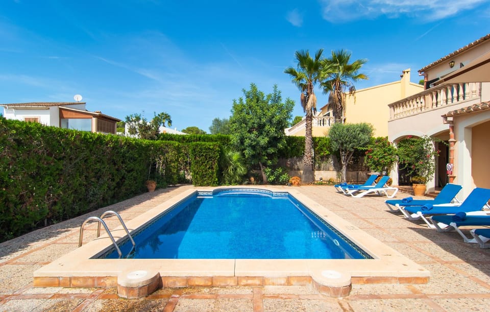pool