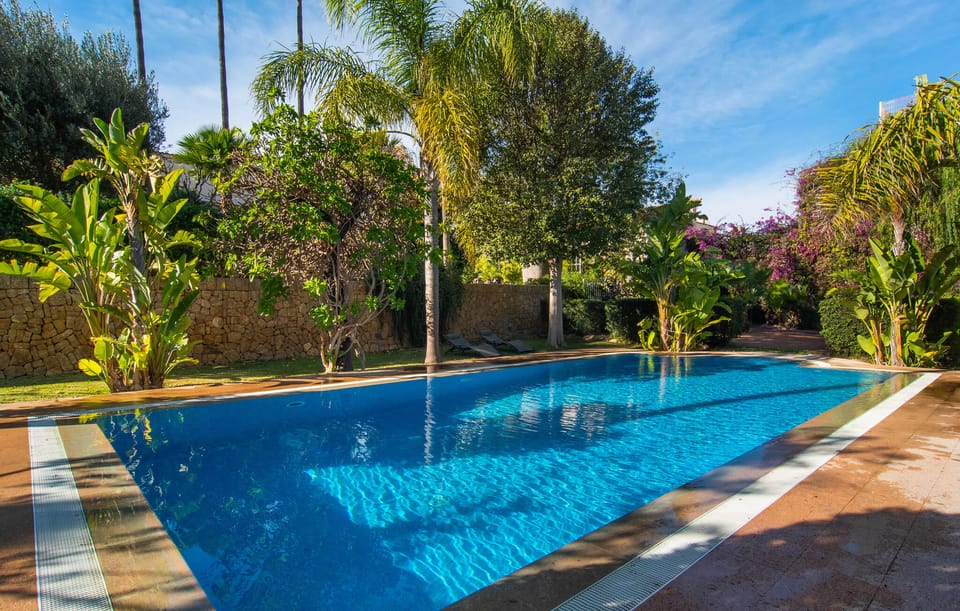 pool
