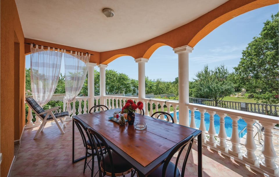 balcony-terrace