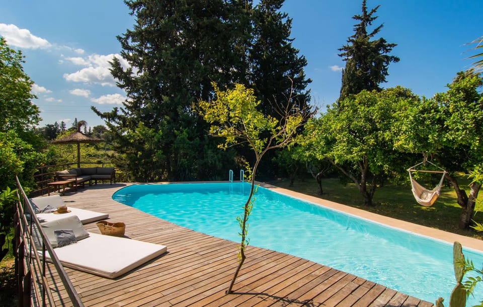 pool