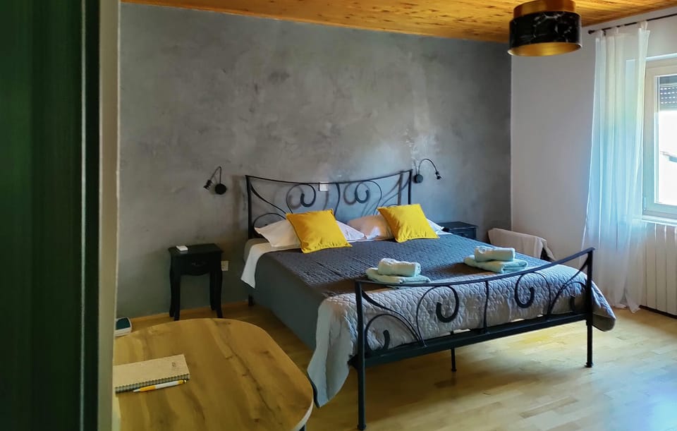 bed