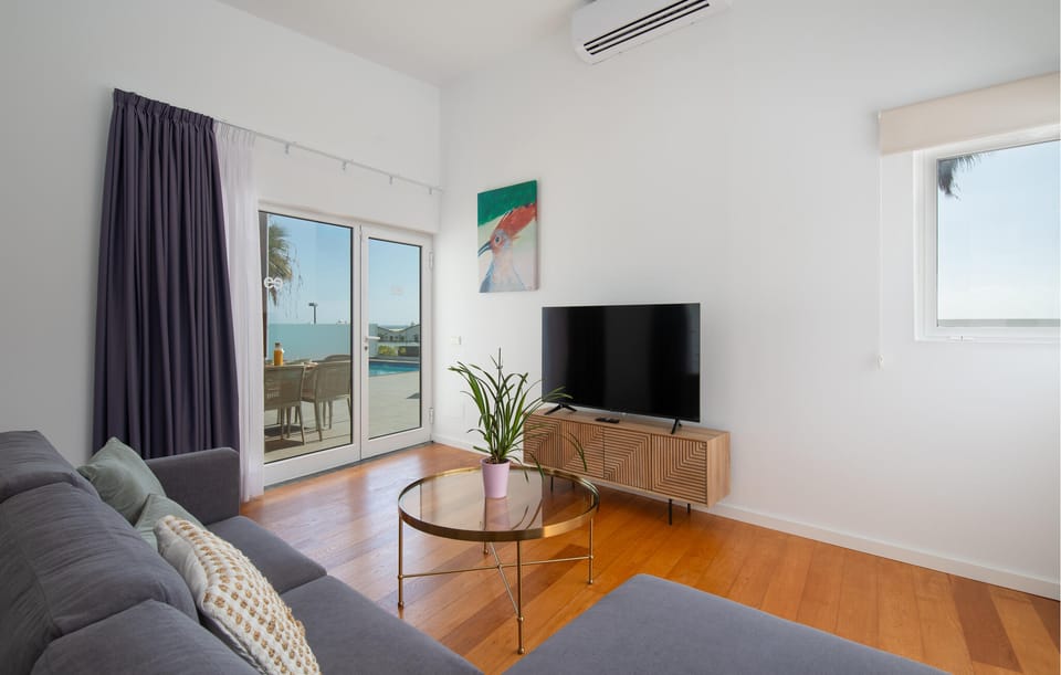 image/jpeg