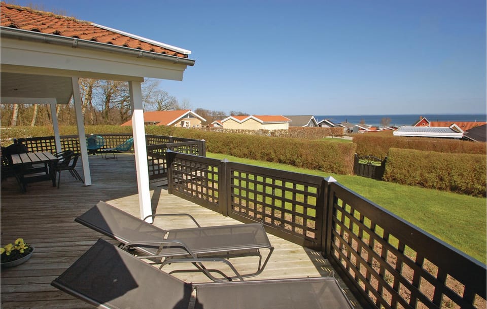 balcony-terrace