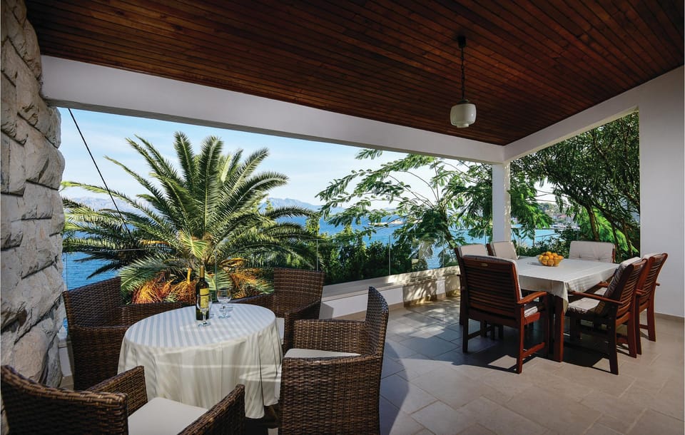 balcony-terrace