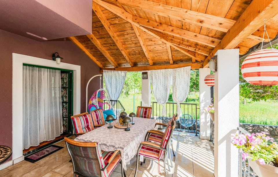 balcony-terrace