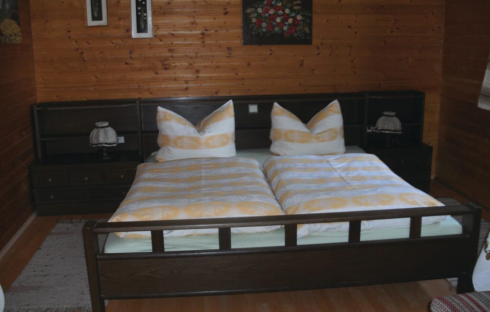 bed