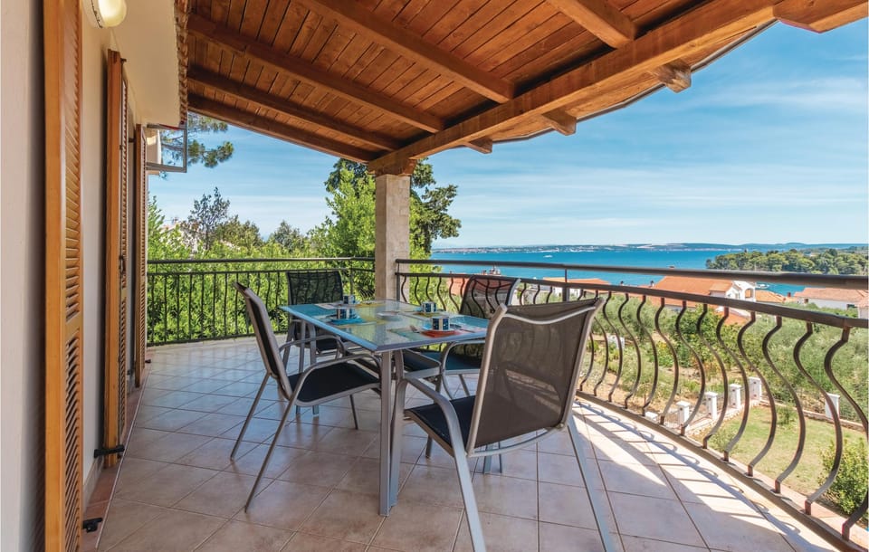 balcony-terrace