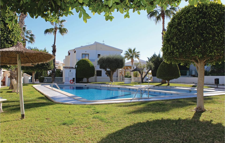 pool