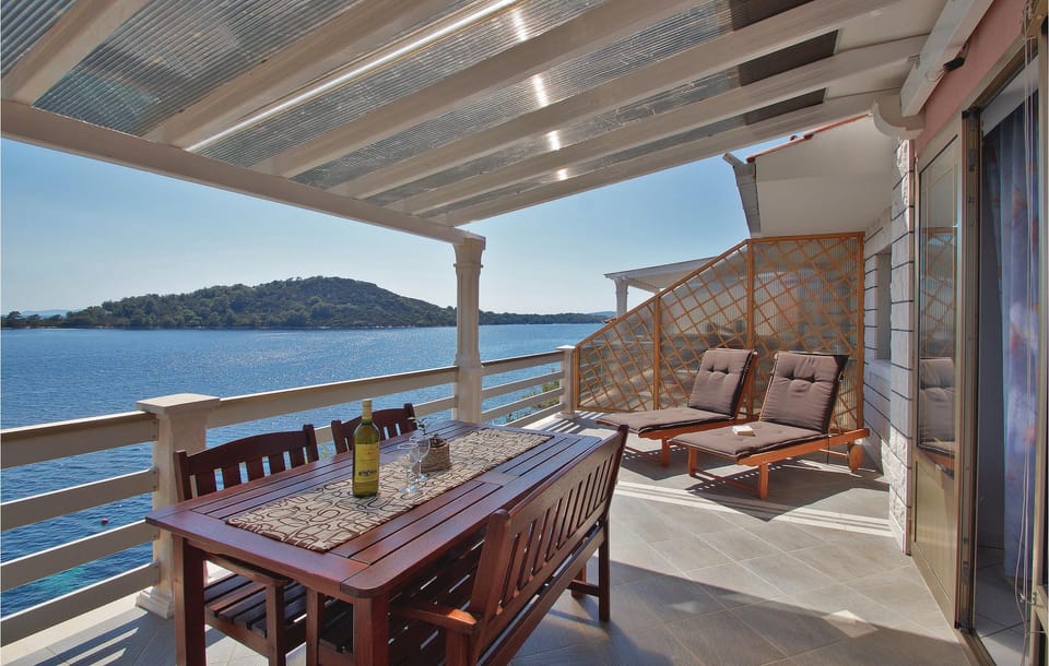 balcony-terrace
