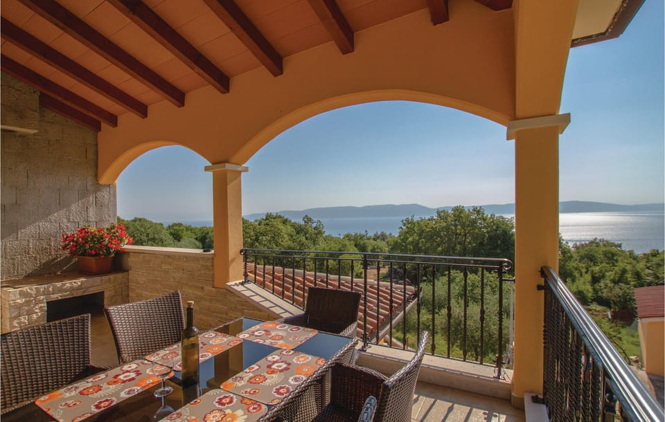 balcony-terrace