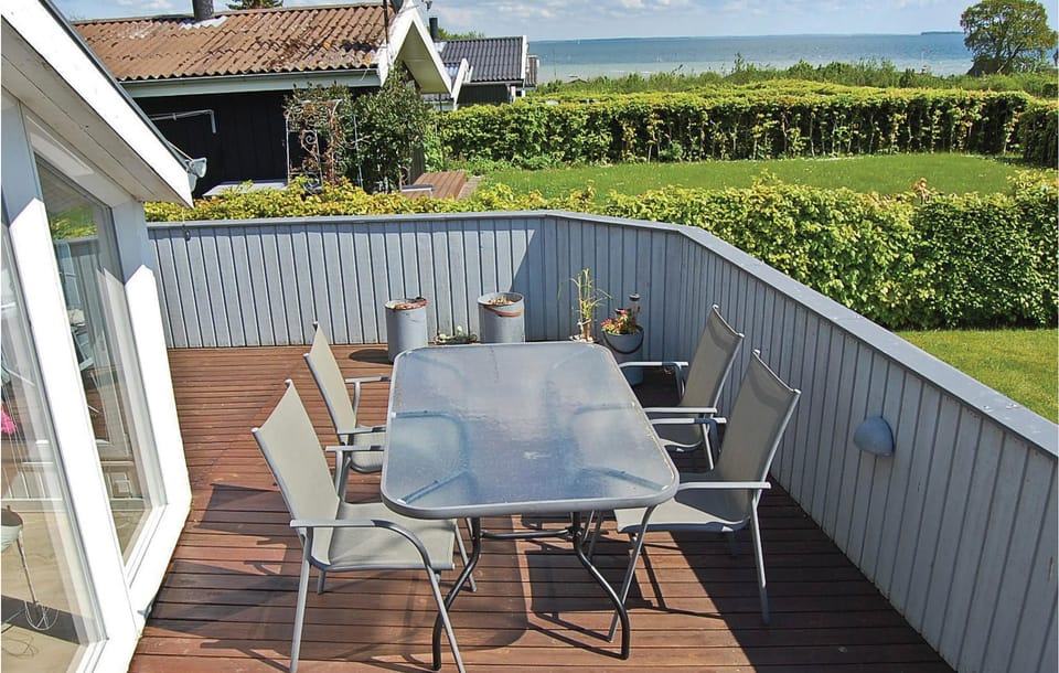 balcony-terrace