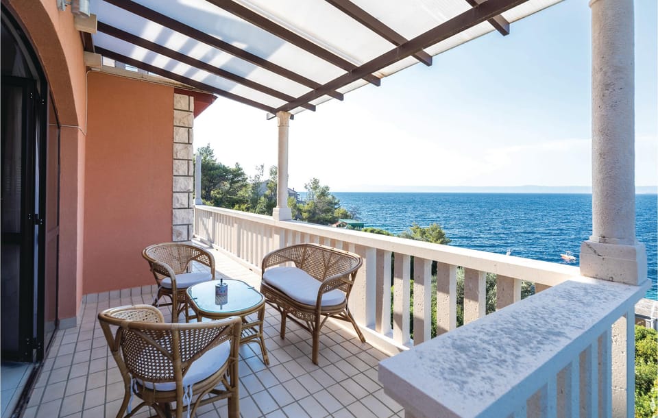 balcony-terrace