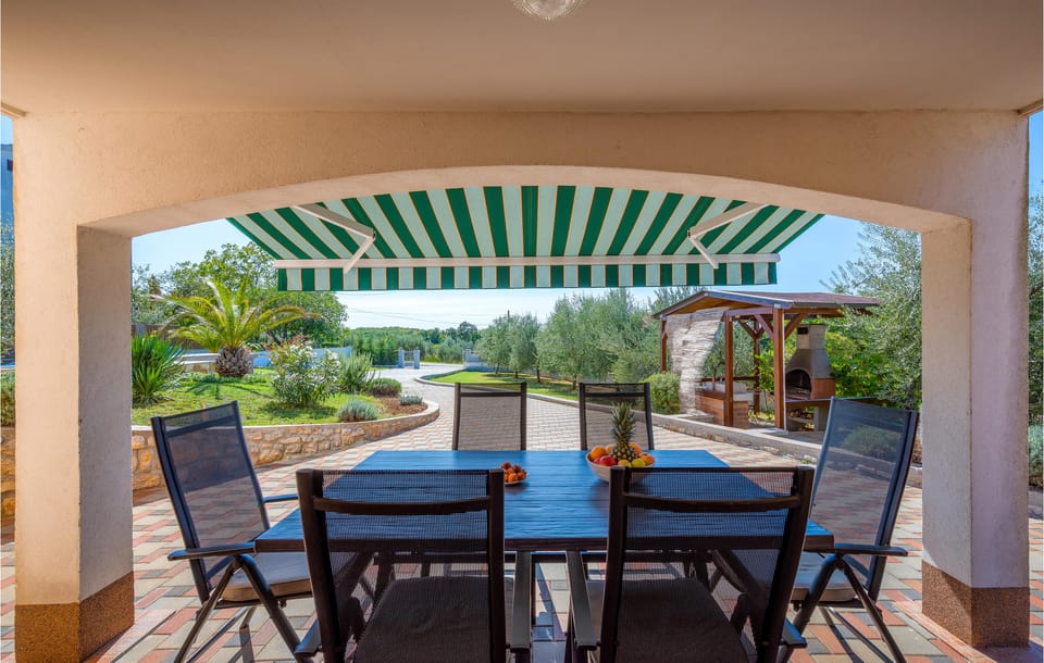 balcony-terrace