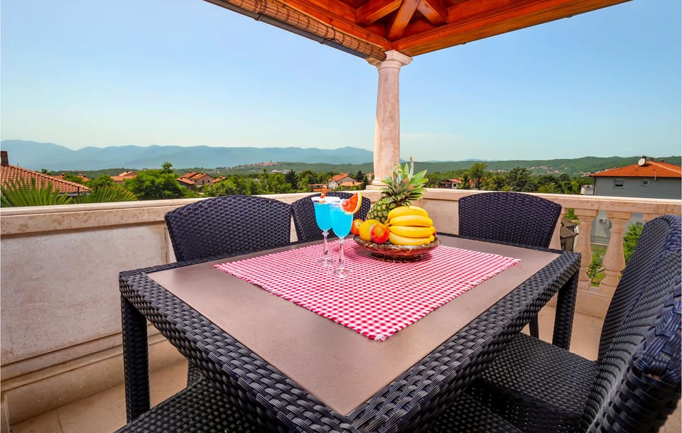 balcony-terrace