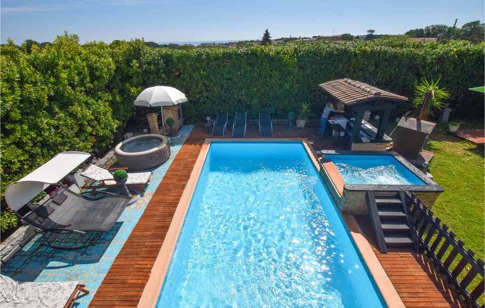 pool