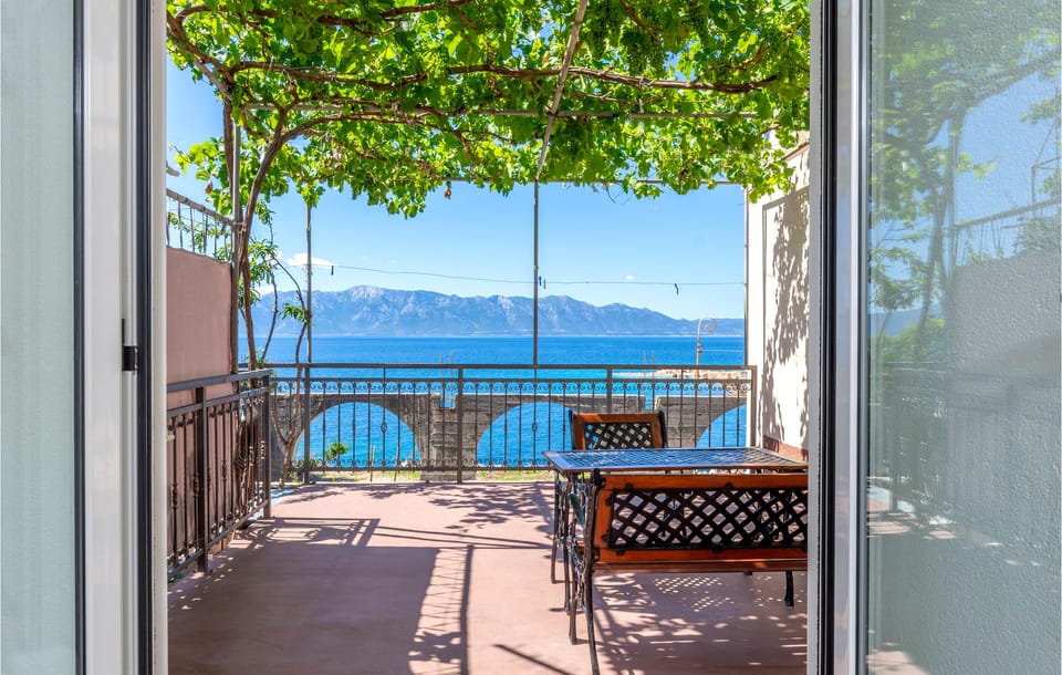 balcony-terrace