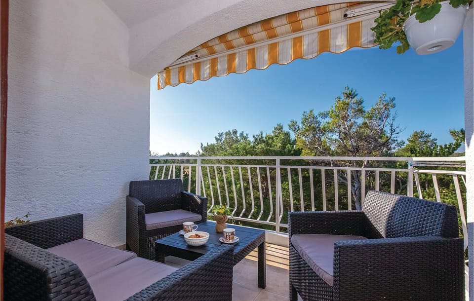 balcony-terrace