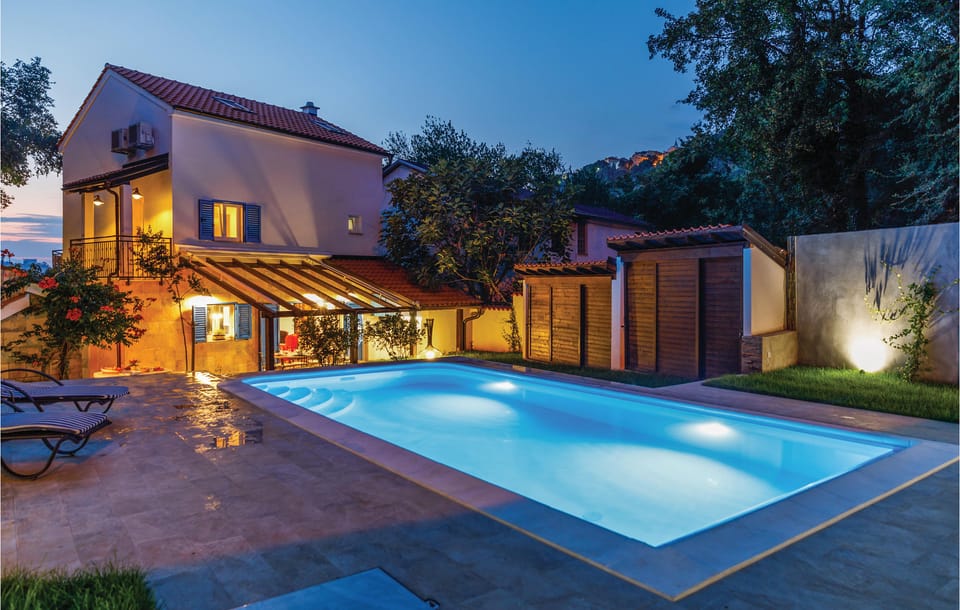 pool
