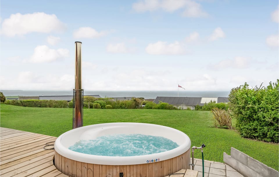 hot-tub